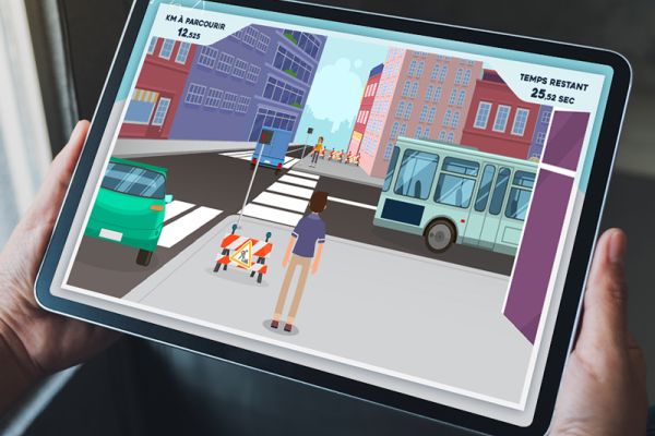 Roue de la chance digitale interactive sur tablette tactile dans un parc d’attractions, animation ludique aux couleurs de l’identité visuelle du parc