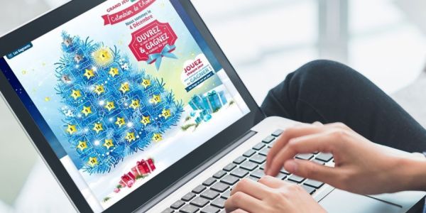 Calendrier de l'avent digital sur un laptop