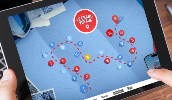 Interface calendrier de l’avent digital personnalisé entreprise Noël