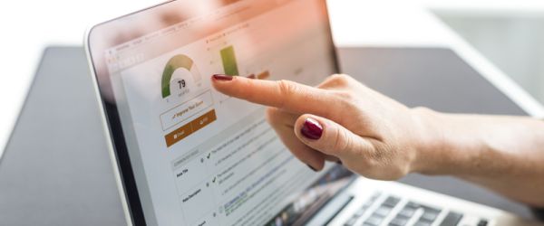 Comment auditer son site WordPress pour  vérifier que le thème est performant pour le SEO - Agence Colombo